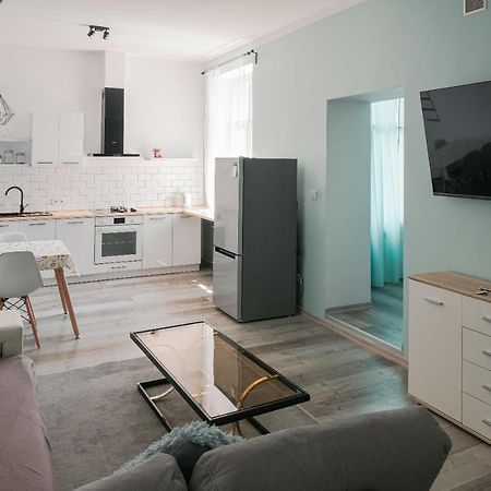 Апартаменти Apartament Mietowy Устрики-Долішні Екстер'єр фото