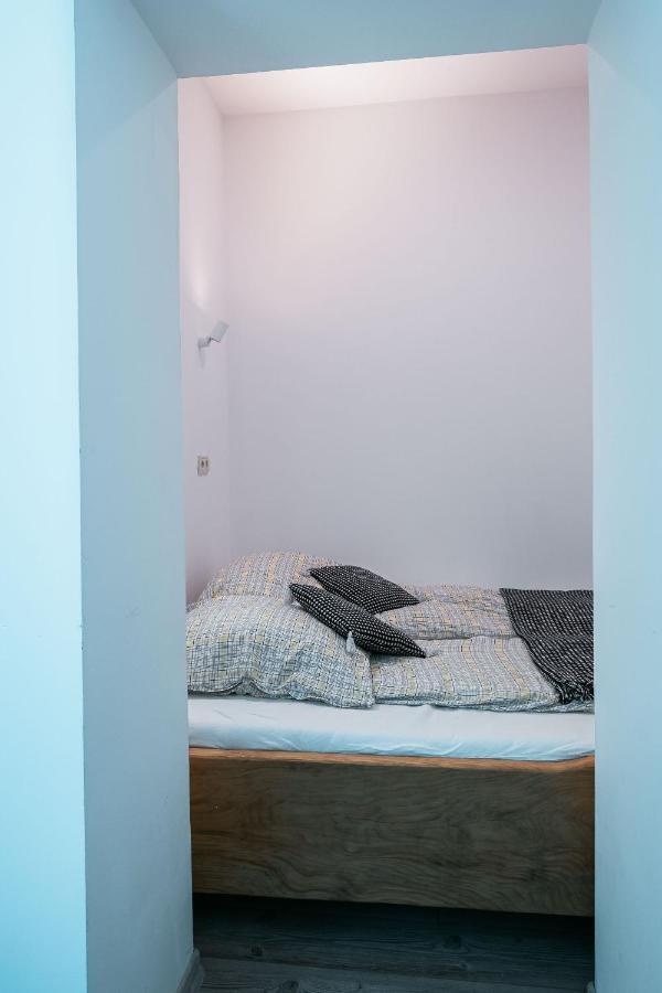 Апартаменти Apartament Mietowy Устрики-Долішні Екстер'єр фото