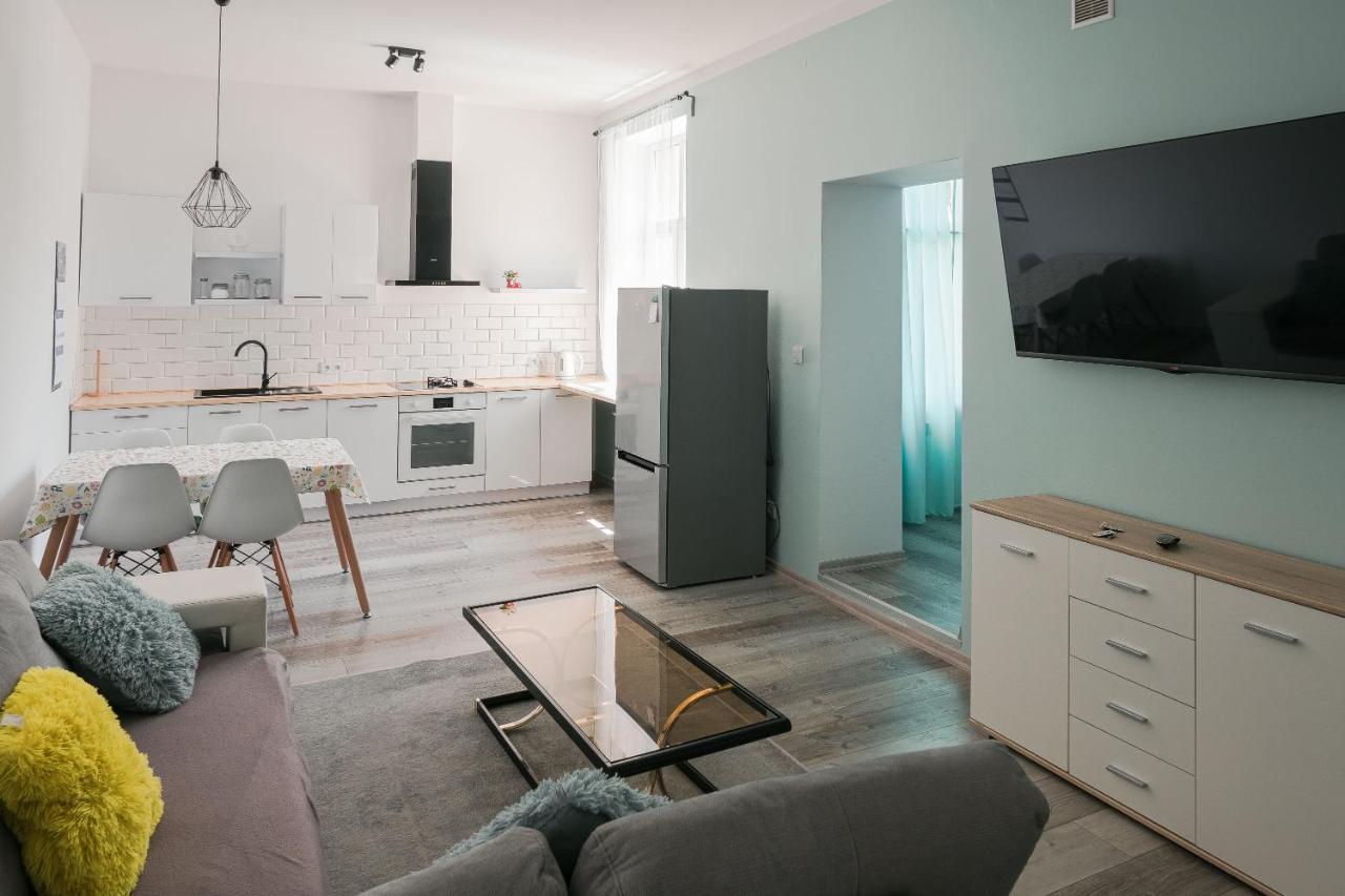 Апартаменти Apartament Mietowy Устрики-Долішні Екстер'єр фото